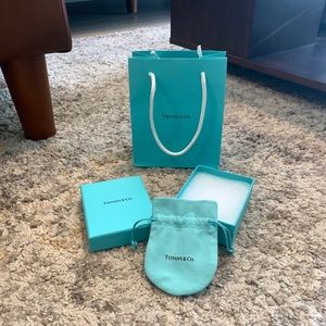 ❌SOLD❌Tiffany & Co. packaging: pouch/bag/box